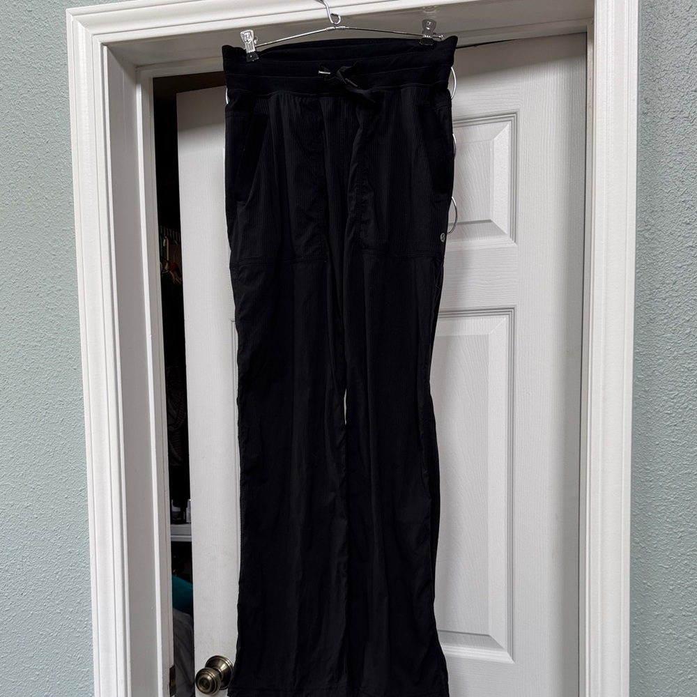 Lululemon dance studio pants women’s size 4